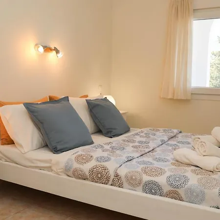 Tramontana House1 *